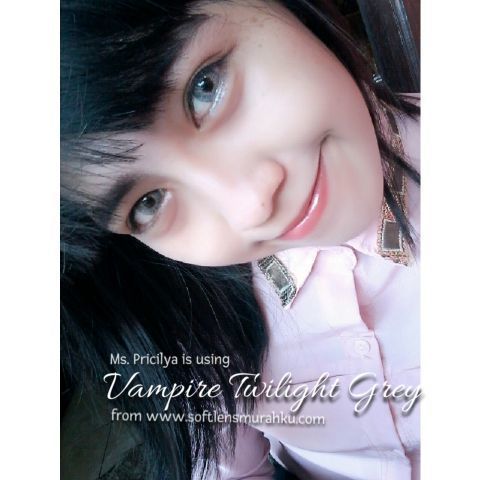 review vampire sis pricilya